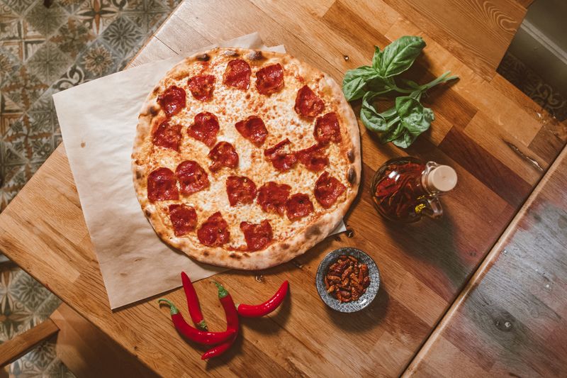 pizza luce kitchen crafting fresh handmade pizzas